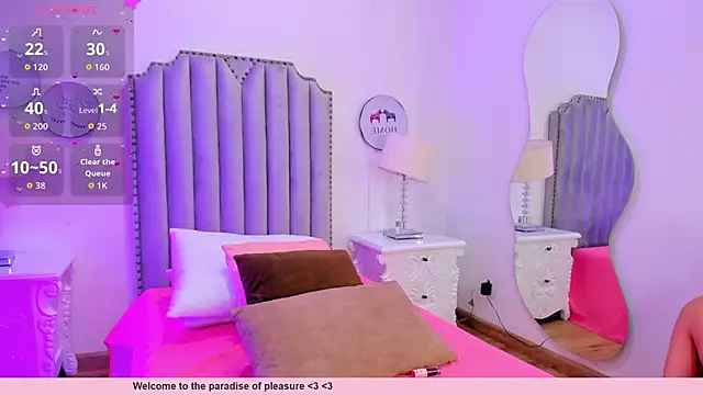 Snapshot of Alison_Carde05 chatting on April 6, 2026, 7:04 pm Alison Carde05 online show from April 6, 2026, 7:04 pm