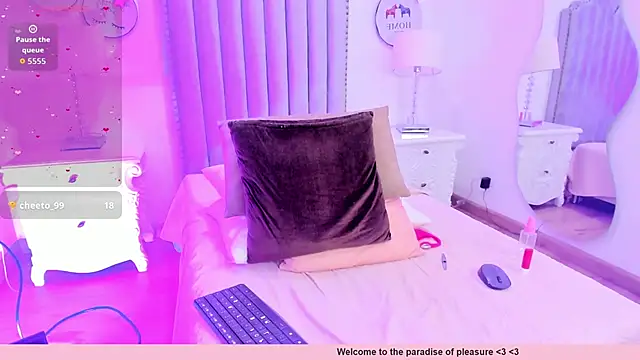 Snapshot of Alison_Carde05 chatting on April 30, 2026, 8:57 pm Alison Carde05 online show from April 30, 2026, 8:57 pm