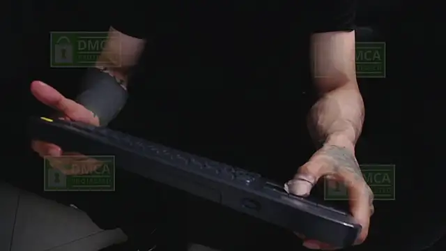 Snapshot of Mr_Klein_69 chatting on October 29, 2025, 1:26 am Mr Klein 69 online show from October 29, 2025, 1:26 am