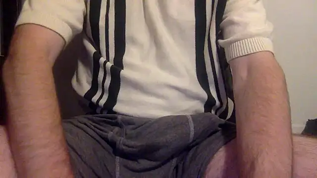 Snapshot of Zluxx chatting on January 16, 2026, 3:43 am Zluxx online show from January 16, 2026, 3:43 am