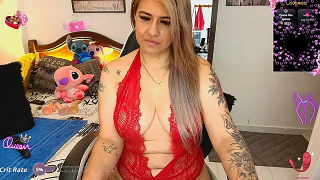 Snapshot of aamanda_Queen_ chatting on March 16, 2026, 1:37 pm aamanda Queen online show from March 16, 2026, 1:37 pm