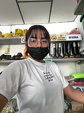 Kyra  Rose online show from January 19, 2026, 3:27 pm