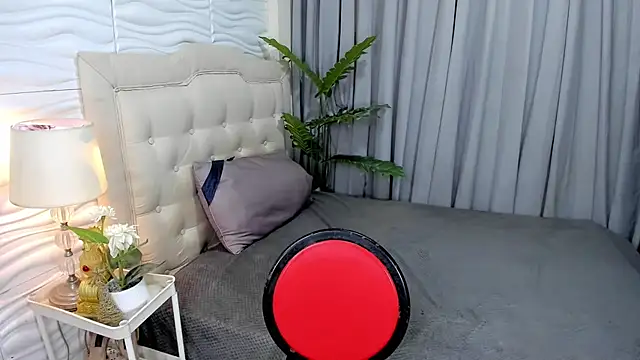 Patricia Anderson online show from November 12, 2025, 5:55 am