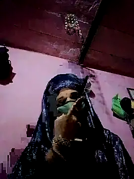 Snapshot of Hot_ashna chatting on June 16, 2026, 8:31 pm Hot ashna online show from June 16, 2026, 8:31 pm