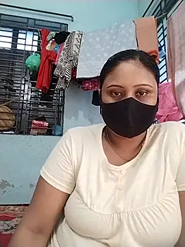 Snapshot of Lollita- chatting on July 29, 2026, 10:47 am Lollita- online show from July 29, 2026, 10:47 am