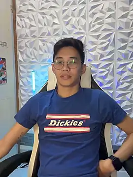 Snapshot of Prince-Harrison chatting on November 25, 2025, 5:13 pm Prince-Harrison online show from November 25, 2025, 5:13 pm