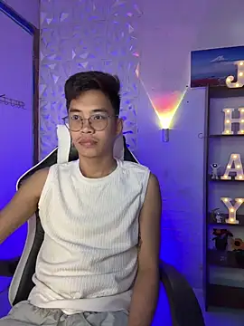 Snapshot of Prince-Harrison chatting on October 21, 2025, 11:15 pm Prince-Harrison online show from October 21, 2025, 11:15 pm