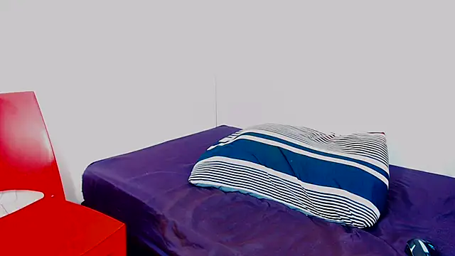 FreakyScarlet00 online show from November 5, 2025, 5:54 am