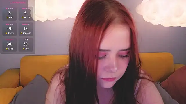 Snapshot of Alis_Platt chatting on August 3, 2026, 1:03 am Alis Platt online show from August 3, 2026, 1:03 am
