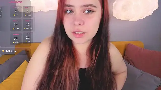 Snapshot of Alis_Platt chatting on July 30, 2026, 1:05 am Alis Platt online show from July 30, 2026, 1:05 am