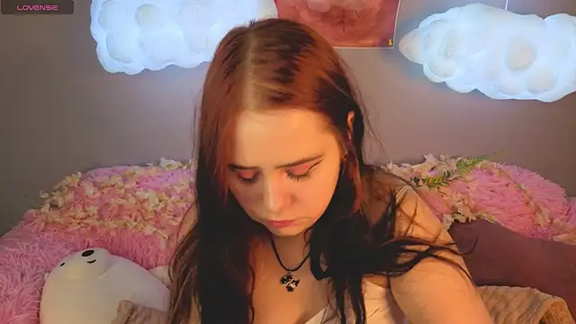 Alis Platt online show from April 23, 2026, 1:12 am