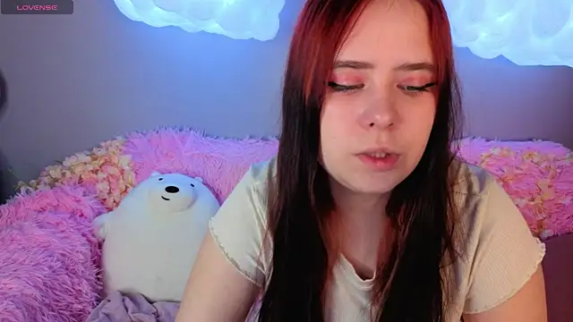 Alis Platt online show from May 6, 2026, 12:58 am