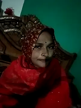 Snapshot of Sapna9685 chatting on November 20, 2025, 12:44 am Sapna9685 online show from November 20, 2025, 12:44 am