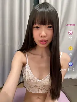 xinyu789 online show from May 7, 2026, 3:04 pm