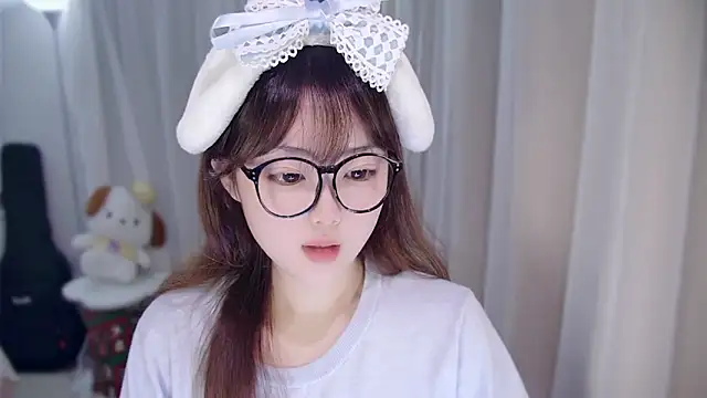 YUANYUAN-A online show from March 22, 2026, 12:50 pm