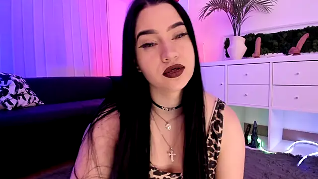 Mary Lori online show from May 8, 2026, 6:39 am