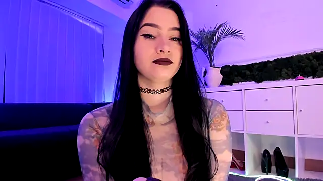 Mary Lori online show from July 5, 2026, 6:42 am