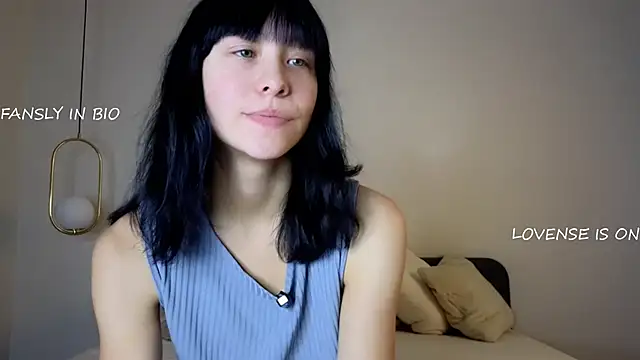 Snapshot of BritniBers chatting on November 1, 2025, 11:37 am BritniBers online show from November 1, 2025, 11:37 am