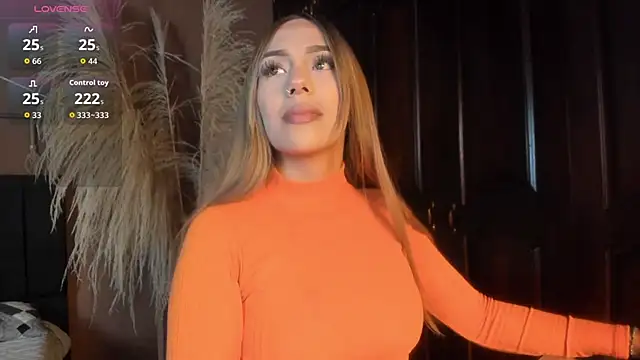 Snapshot of nikolevoshkie_ chatting on December 14, 2025, 8:03 pm nikolevoshkie online show from December 14, 2025, 8:03 pm