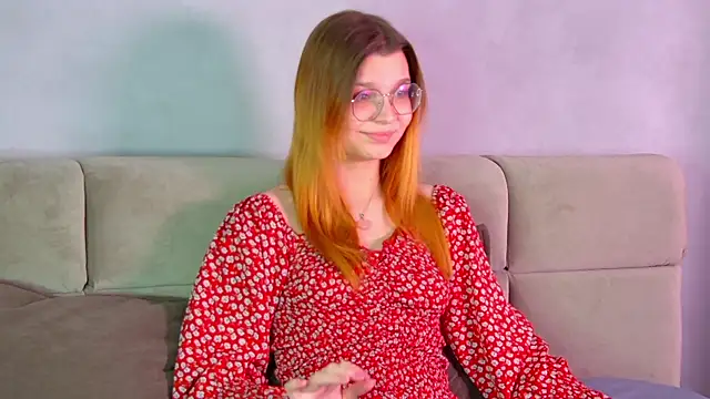 BellaMarebelle online show from February 12, 2026, 4:12 am