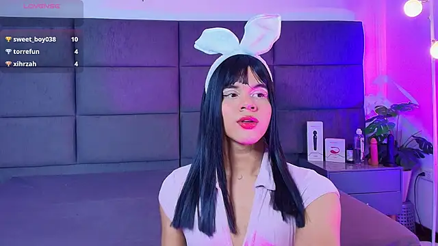 Slenna Moon online show from January 13, 2026, 2:59 am