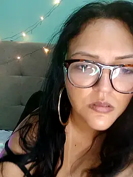 AuroraChest online show from November 26, 2025, 10:37 am