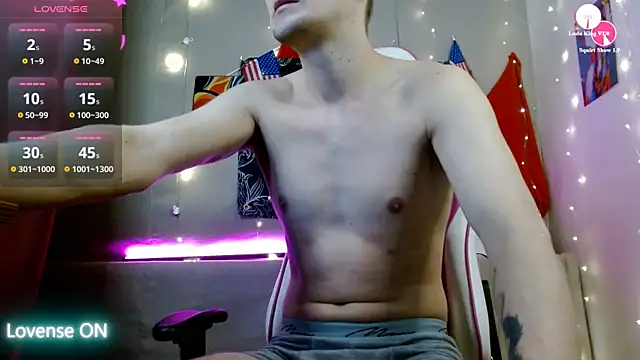 Snapshot of Xavier_Night81 chatting on November 15, 2025, 9:13 am Xavier Night81 online show from November 15, 2025, 9:13 am