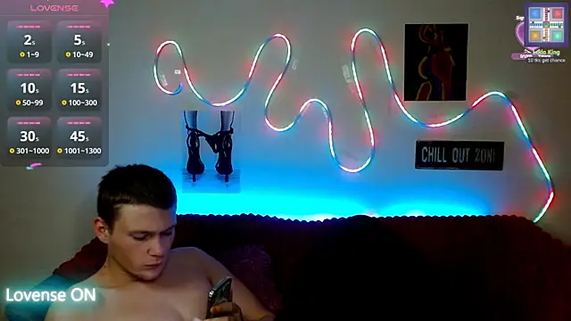 Snapshot of Xavier_Night81 chatting on November 21, 2025, 9:30 am Xavier Night81 online show from November 21, 2025, 9:30 am