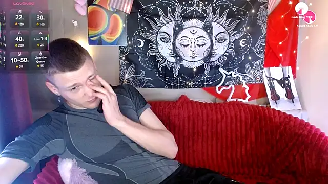 Snapshot of Xavier_Night81 chatting on October 20, 2025, 8:04 am Xavier Night81 online show from October 20, 2025, 8:04 am