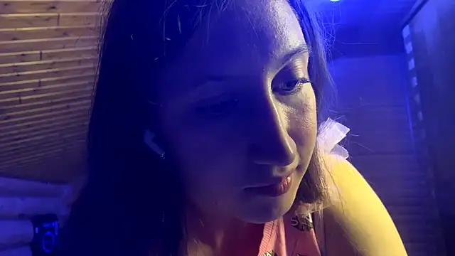 Shyselly online show from September 14, 2025, 5:13 pm