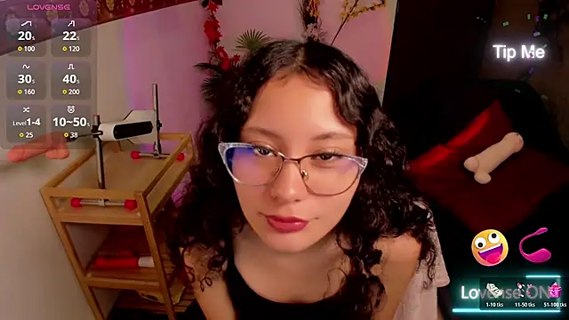 Snapshot of Krysten_Riter chatting on June 17, 2026, 2:49 pm Krysten Riter online show from June 17, 2026, 2:49 pm