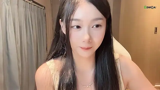 Snapshot of Makinghappymyself_ chatting on November 1, 2025, 7:24 am Makinghappymyself online show from November 1, 2025, 7:24 am