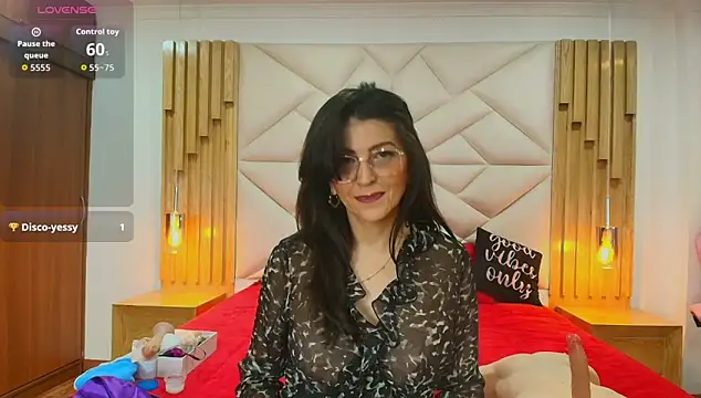 allie pearl online show from October 7, 2025, 12:06 pm