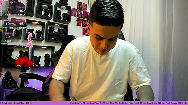 Snapshot of Sarahandzack chatting on October 10, 2025, 9:59 pm Sarahandzack online show from October 10, 2025, 9:59 pm