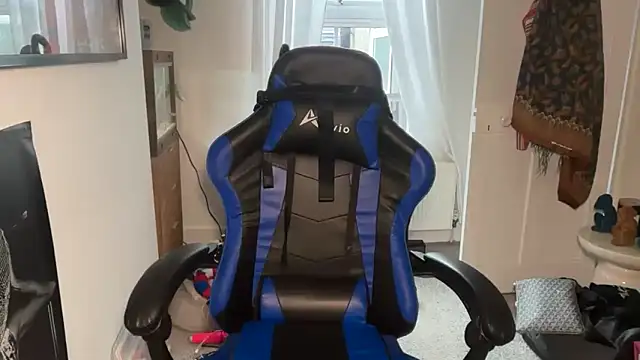 KayleeBella online show from March 6, 2026, 3:51 pm