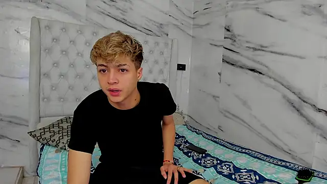 Ari and Storm online show from October 12, 2025, 12:06 pm