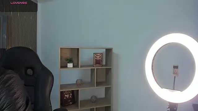 LiamDeep online show from February 15, 2026, 8:52 pm