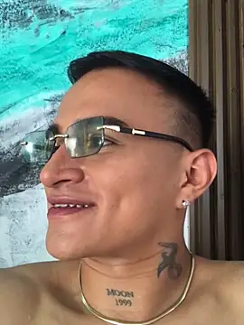 LiamDeep online show from December 15, 2025, 7:20 pm