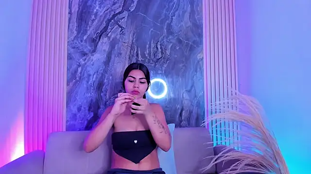 KimberlyLoren online show from October 10, 2025, 8:42 pm