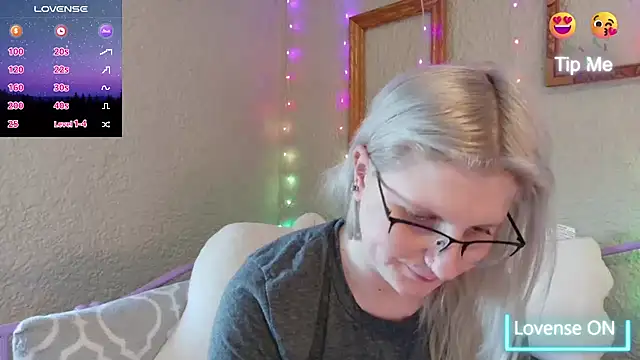 samanthamalichite online show from February 6, 2026, 1:51 pm