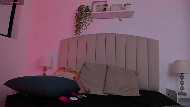 SunshineLizzy online show from October 30, 2025, 12:58 pm