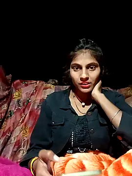 Snapshot of Jyoti_thakurr chatting on December 1, 2025, 1:56 pm Jyoti thakurr online show from December 1, 2025, 1:56 pm