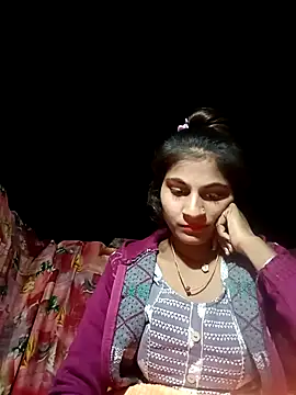 Snapshot of Jyoti_thakurr chatting on November 19, 2025, 1:33 pm Jyoti thakurr online show from November 19, 2025, 1:33 pm