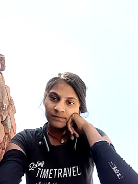 Snapshot of Jyoti_thakurr chatting on November 13, 2025, 6:50 am Jyoti thakurr online show from November 13, 2025, 6:50 am