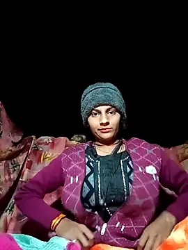 Snapshot of Jyoti_thakurr chatting on November 23, 2025, 9:58 pm Jyoti thakurr online show from November 23, 2025, 9:58 pm