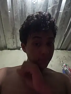 lalop221 online show from October 23, 2025, 10:30 pm