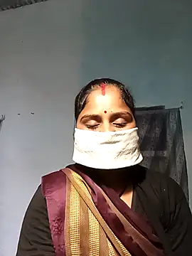 Sheema tyagi online show from November 26, 2025, 11:43 am