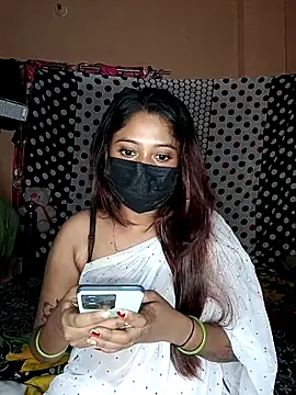 Snapshot of Horny_wife_Salu chatting on September 9, 2025, 8:40 pm Horny wife Salu online show from September 9, 2025, 8:40 pm