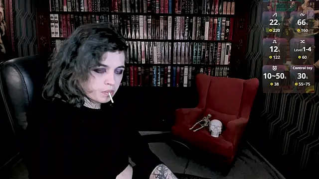 Snapshot of NoelleGothicShadow chatting on July 5, 2026, 12:48 am NoelleGothicShadow online show from July 5, 2026, 12:48 am