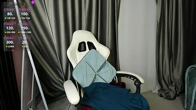 Snapshot of NoelleGothicShadow chatting on May 16, 2026, 12:09 am NoelleGothicShadow online show from May 16, 2026, 12:09 am